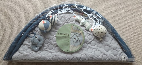 Done deer activity play mat - by,